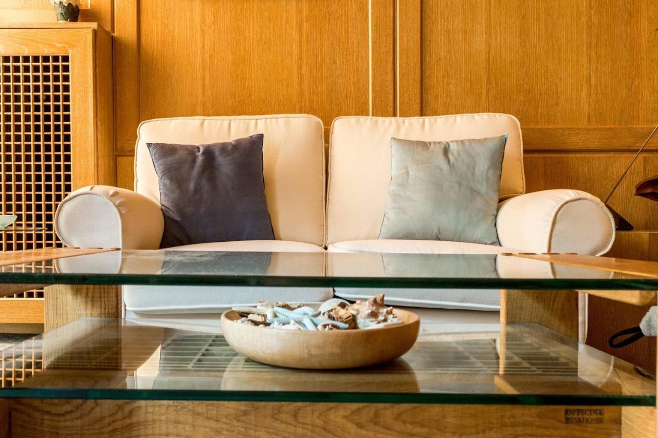 Joivy Charming Apt With Terrace In The Very Heart Of Milano Exteriör bild